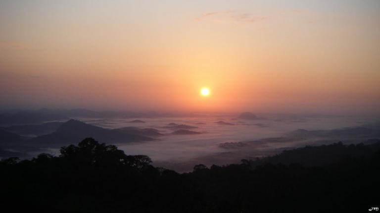 Levé de soleil sur la Vallée de l'Alitany