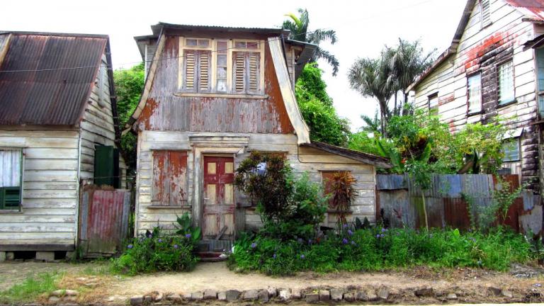 Dans les rues de paramaribo