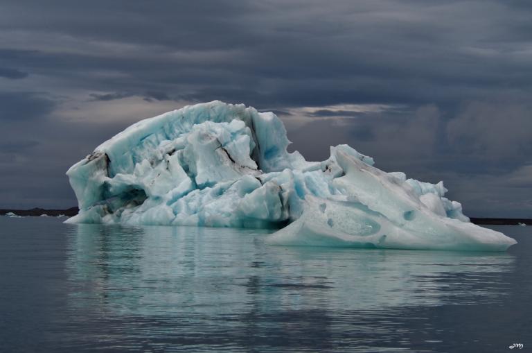 Jökulsarlon iceberg 2