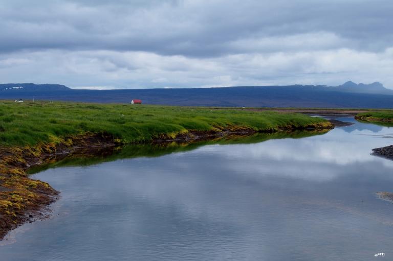 Near Hvitarvatn lake